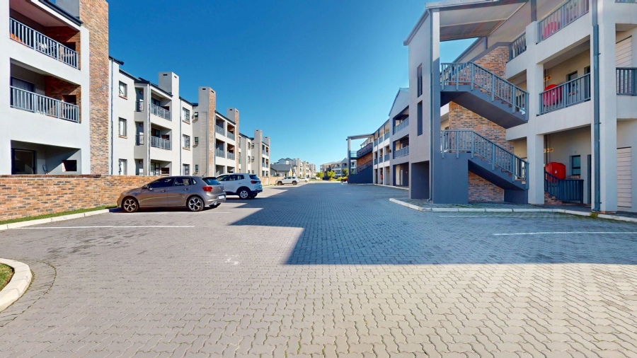 2 Bedroom Property for Sale in Pinelands Eastern Cape